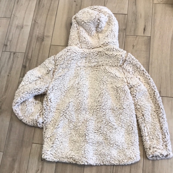 Oatmeal Warm, Cozy, Lined Sherpa ZIP Front Jacket - Picture 8 of 8